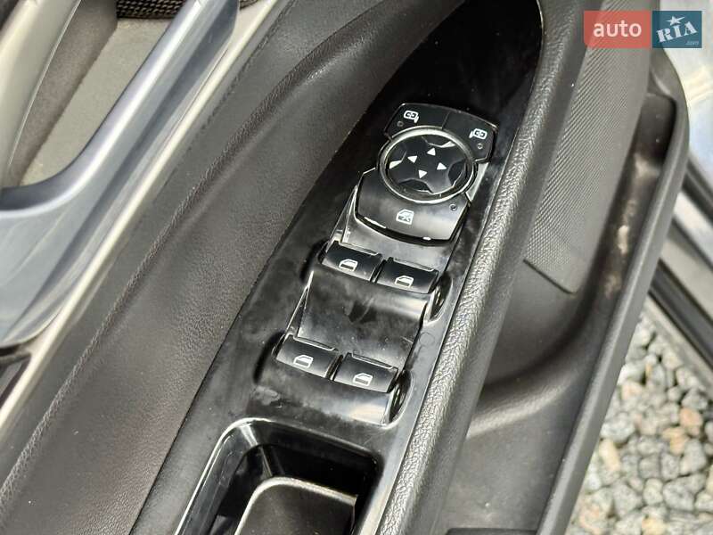 Седан Ford Fusion 2014 в Харкові
