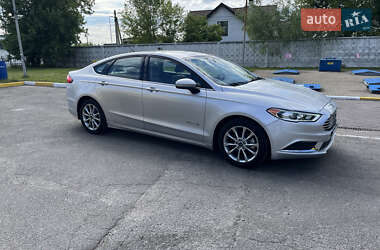 Седан Ford Fusion 2017 в 