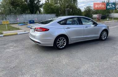Седан Ford Fusion 2017 в 