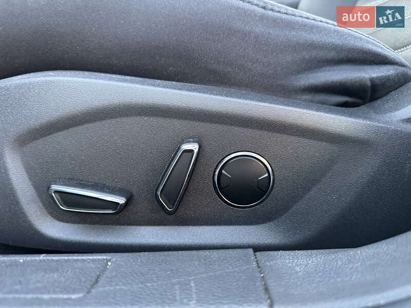 Седан Ford Fusion 2013 в Вінниці
