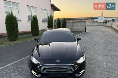 Седан Ford Fusion 2016 в 