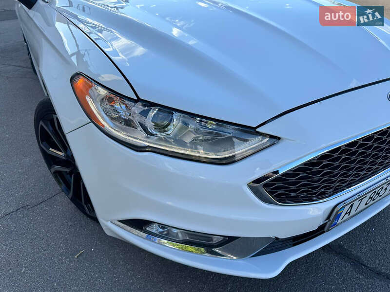 Седан Ford Fusion 2017 в Херсоне