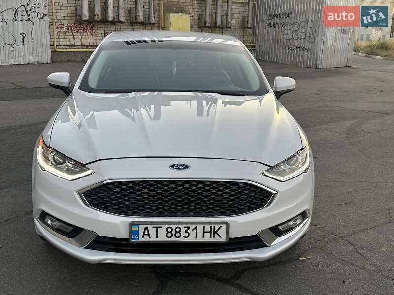 Седан Ford Fusion 2017 в Херсоне