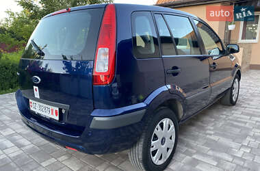 Хэтчбек Ford Fusion 2010 в 