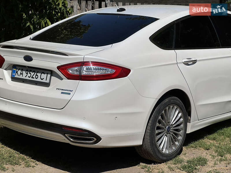 Седан Ford Fusion 2014 в Белой Церкви