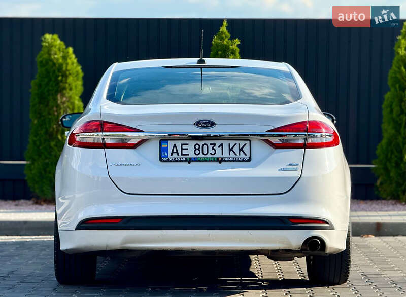 Седан Ford Fusion 2016 в Днепре