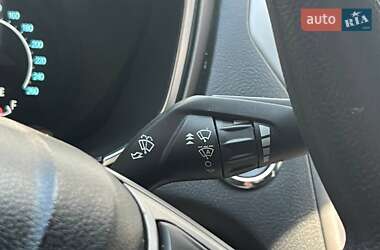 Седан Ford Fusion 2019 в 