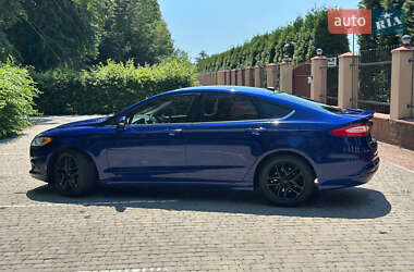 Седан Ford Fusion 2014 в 