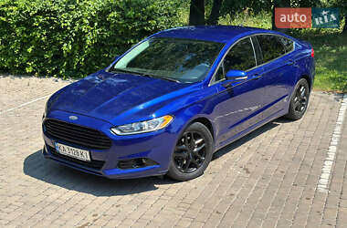 Седан Ford Fusion 2014 в 