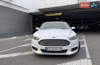 Седан Ford Fusion 2014 в 