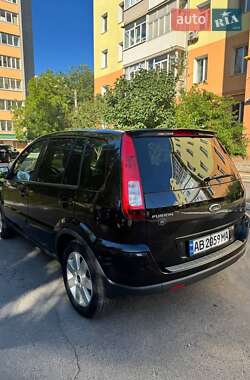 Хэтчбек Ford Fusion 2009 в 
