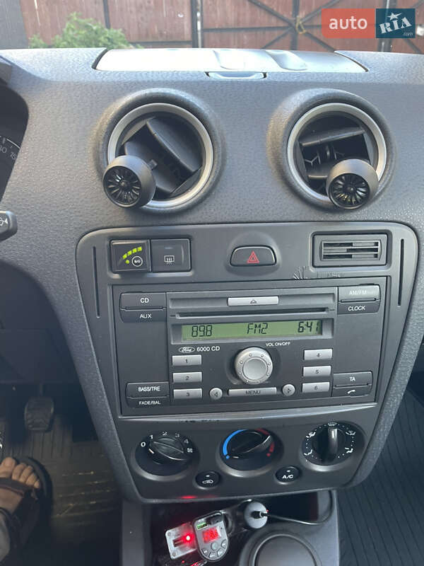 Хетчбек Ford Fusion 2007 в Береговому