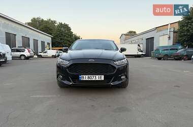 Седан Ford Fusion 2014 в Лохвице