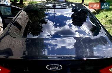 Седан Ford Fusion 2014 в 