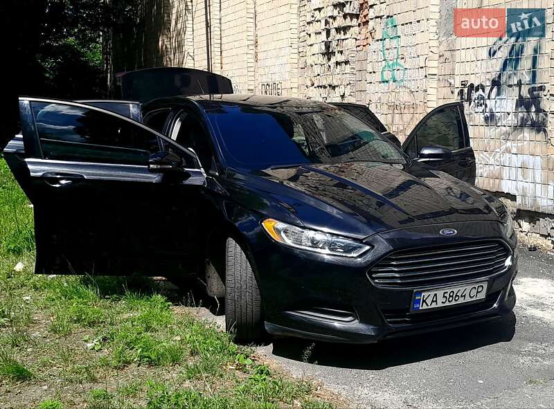 Седан Ford Fusion 2014 в Киеве