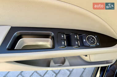 Седан Ford Fusion 2019 в 