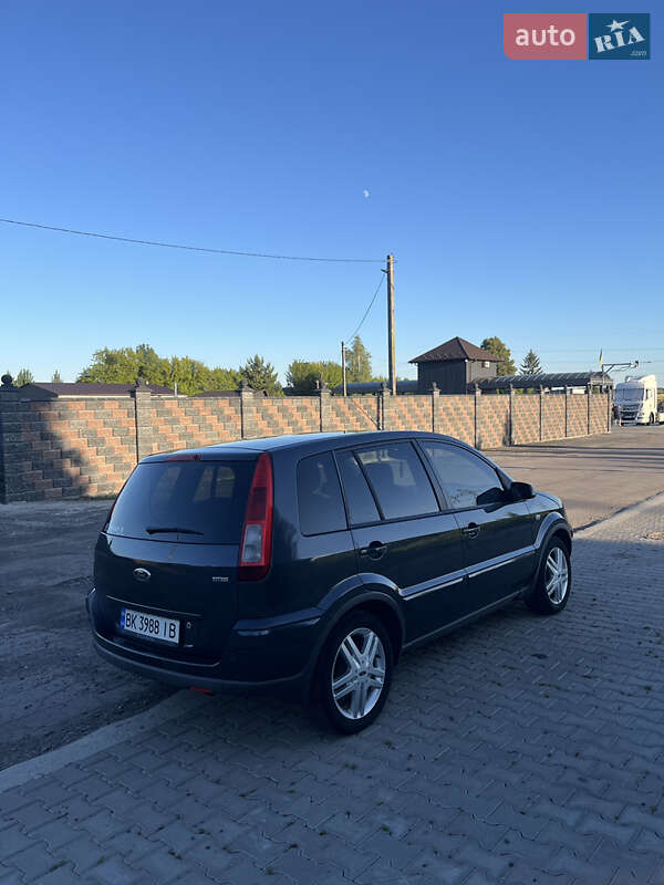 Хэтчбек Ford Fusion 2007 в Ровно