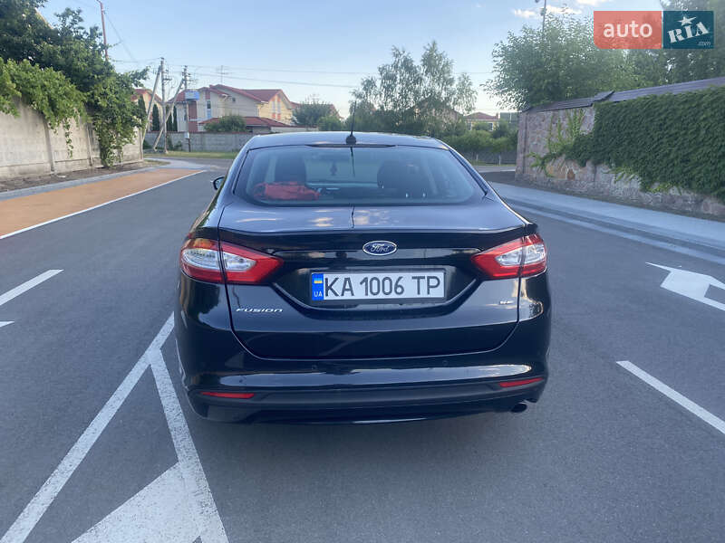 Седан Ford Fusion 2013 в Києві фото 5 Седан Ford Fusion 2013 в Києві