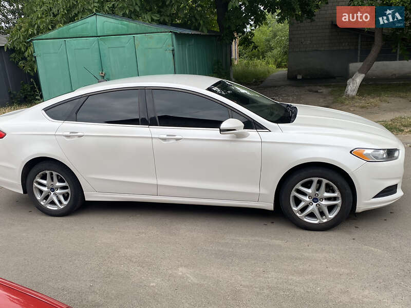 Ford Fusion 2014