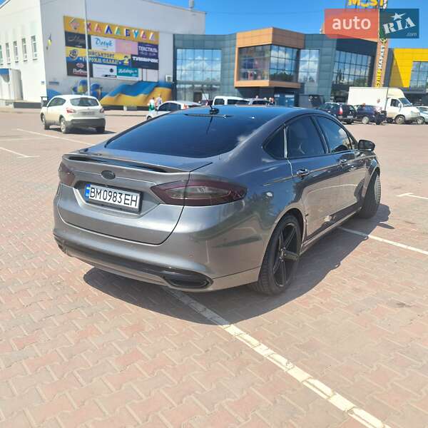 Седан Ford Fusion 2013 в Сумах