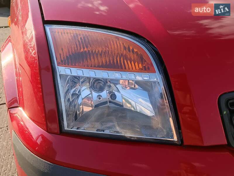 Хэтчбек Ford Fusion 2011 в Харькове