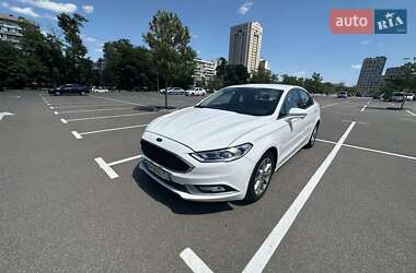 Седан Ford Fusion 2016 в Києві