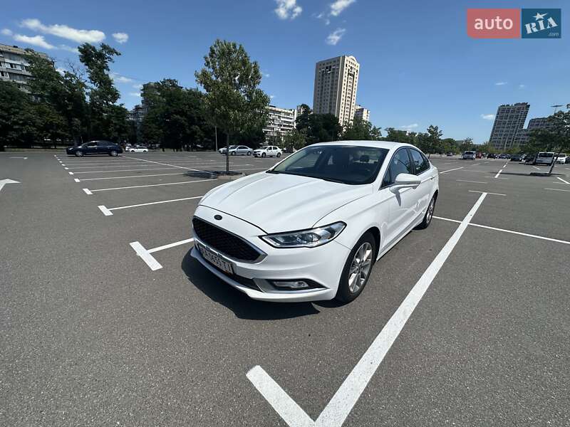 Ford Fusion 2016