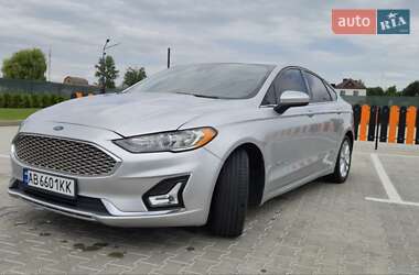Седан Ford Fusion 2019 в Вінниці