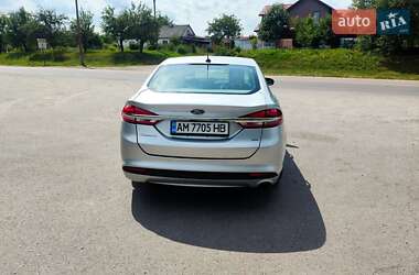 Седан Ford Fusion 2016 в 