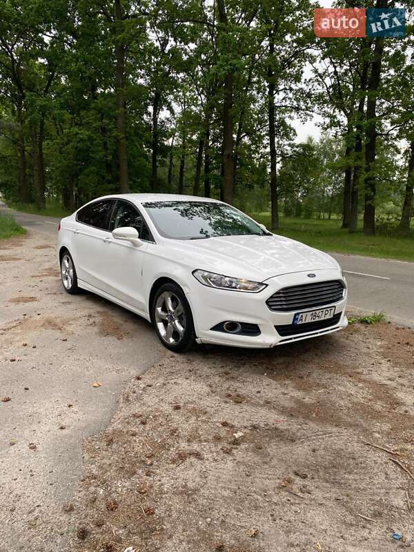 Седан Ford Fusion 2013 в Клавдиевом-Тарасове