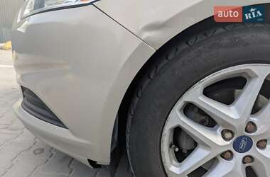 Седан Ford Fusion 2014 в 