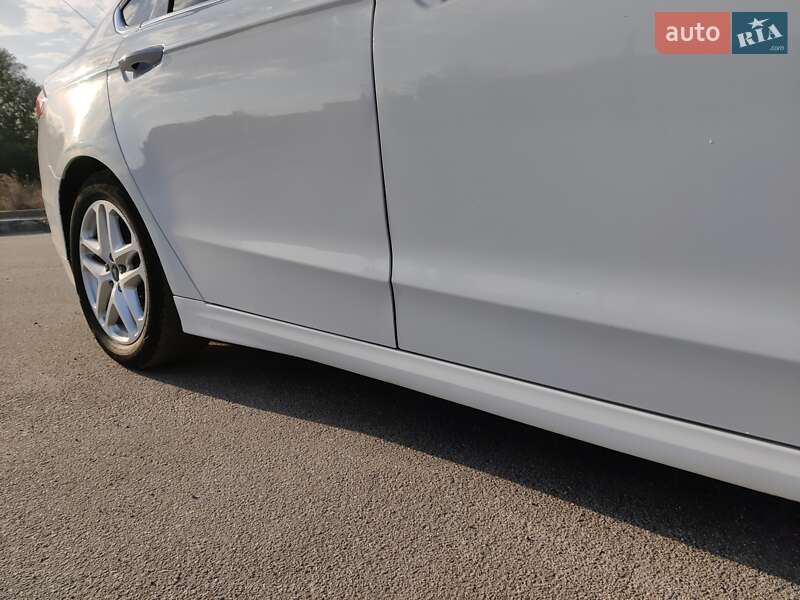 Седан Ford Fusion 2015 в Вінниці