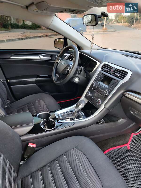 Седан Ford Fusion 2015 в Вінниці