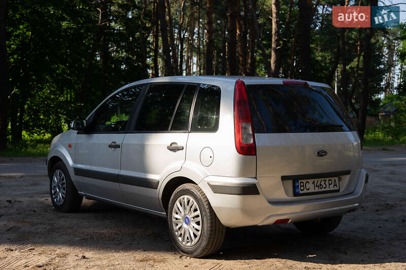 Хэтчбек Ford Fusion 2008 в Житомире