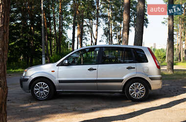 Хетчбек Ford Fusion 2008 в 