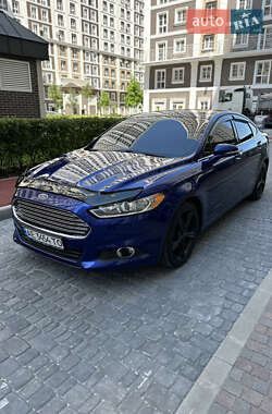 Седан Ford Fusion 2016 в Києві
