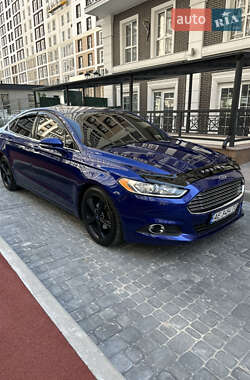 Седан Ford Fusion 2016 в 