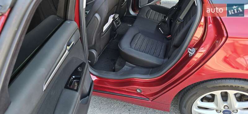 Седан Ford Fusion 2016 в Запорожье