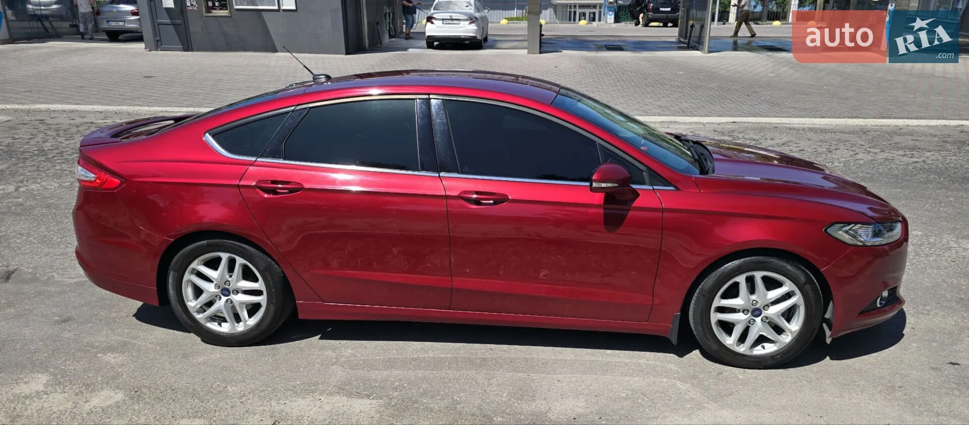 2016 Ford Fusion - мініатюра 21
