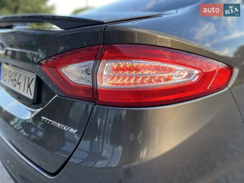 Седан Ford Fusion 2015 в Виннице