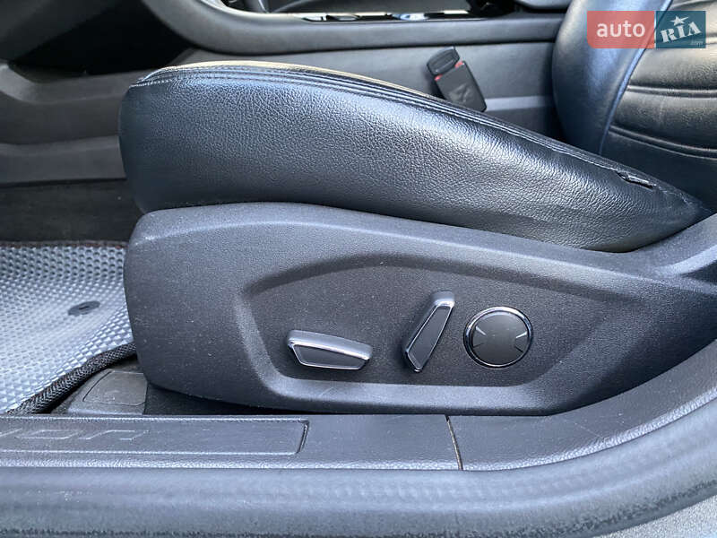 Седан Ford Fusion 2015 в Виннице