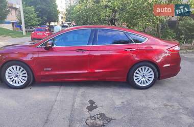 Седан Ford Fusion 2014 в 