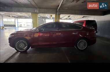 Седан Ford Fusion 2015 в 