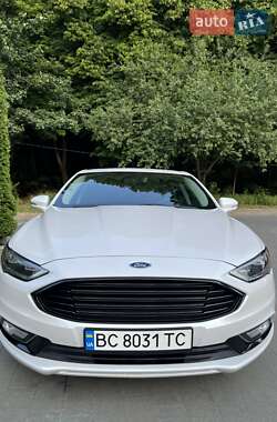 Седан Ford Fusion 2018 в 