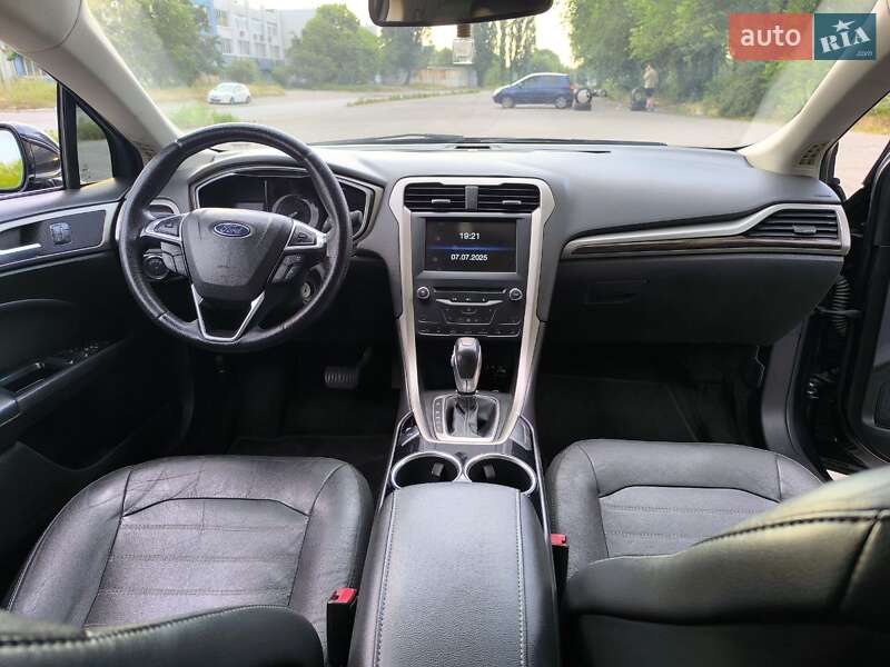 Седан Ford Fusion 2013 в Днепре