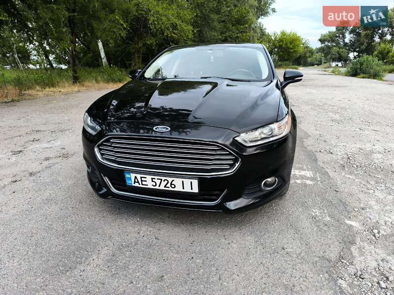Седан Ford Fusion 2013 в Днепре