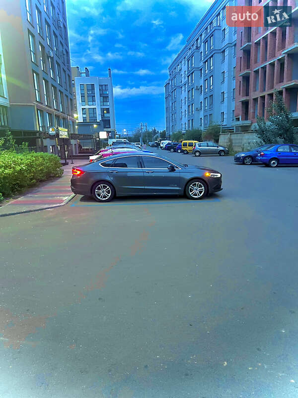 Седан Ford Fusion 2017 в Києві фото 7 Седан Ford Fusion 2017 в Києві