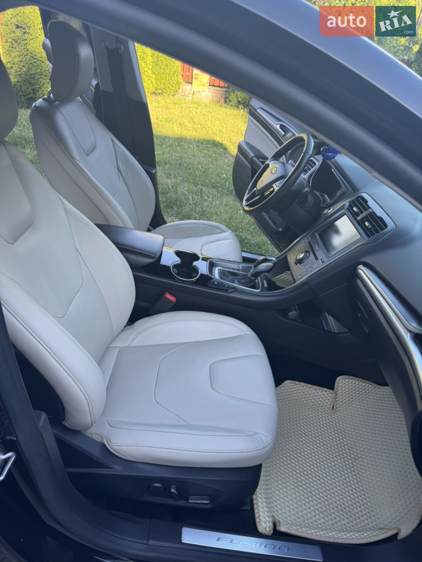2014 Ford Fusion - мініатюра 21