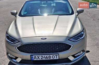 Седан Ford Fusion 2018 в 