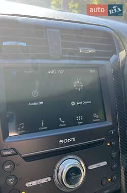 Седан Ford Fusion 2017 в 